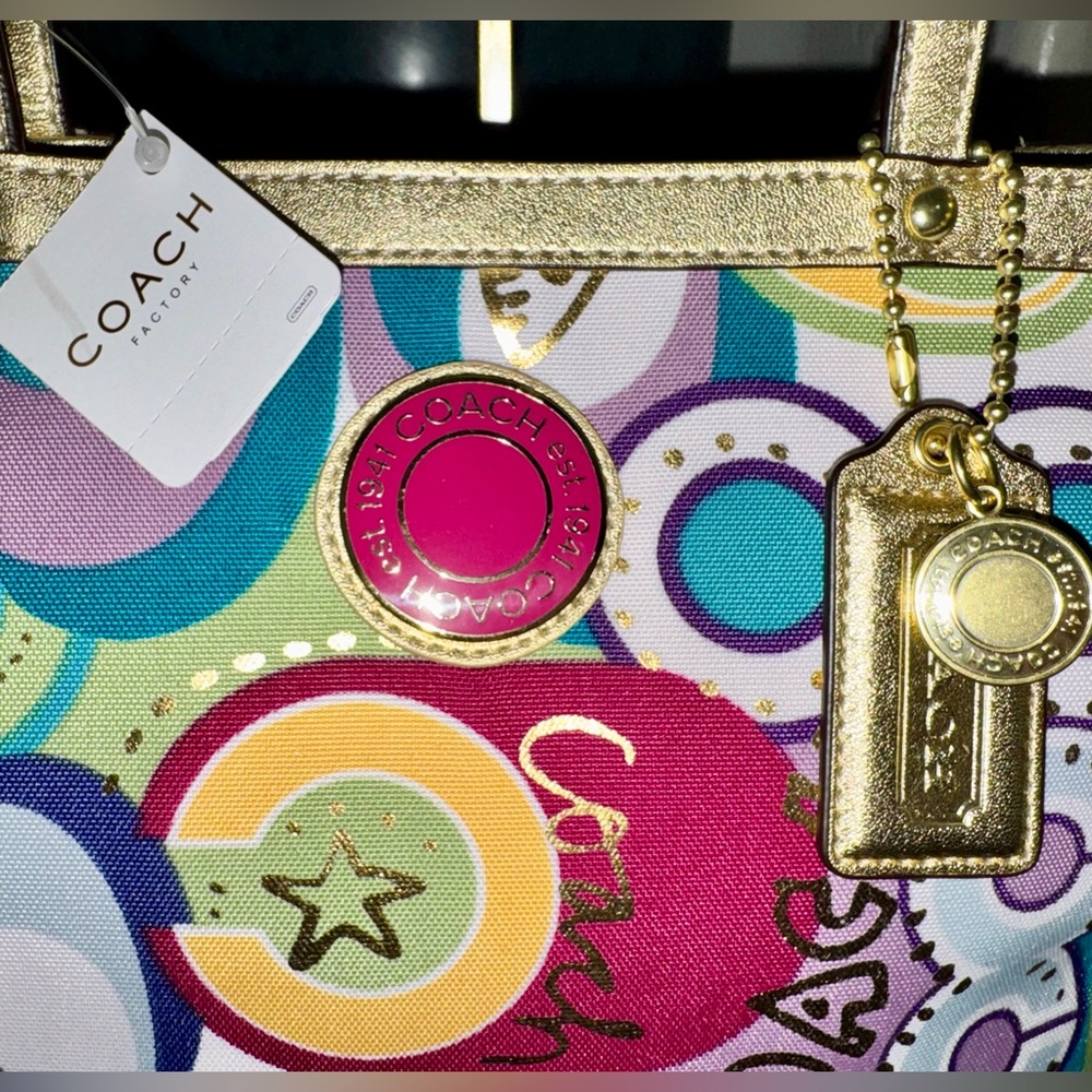 Coach Poppy C Graffiti bag 2012, top zip, gold leather F19434 - NEW With Tags - Picture 4 of 16